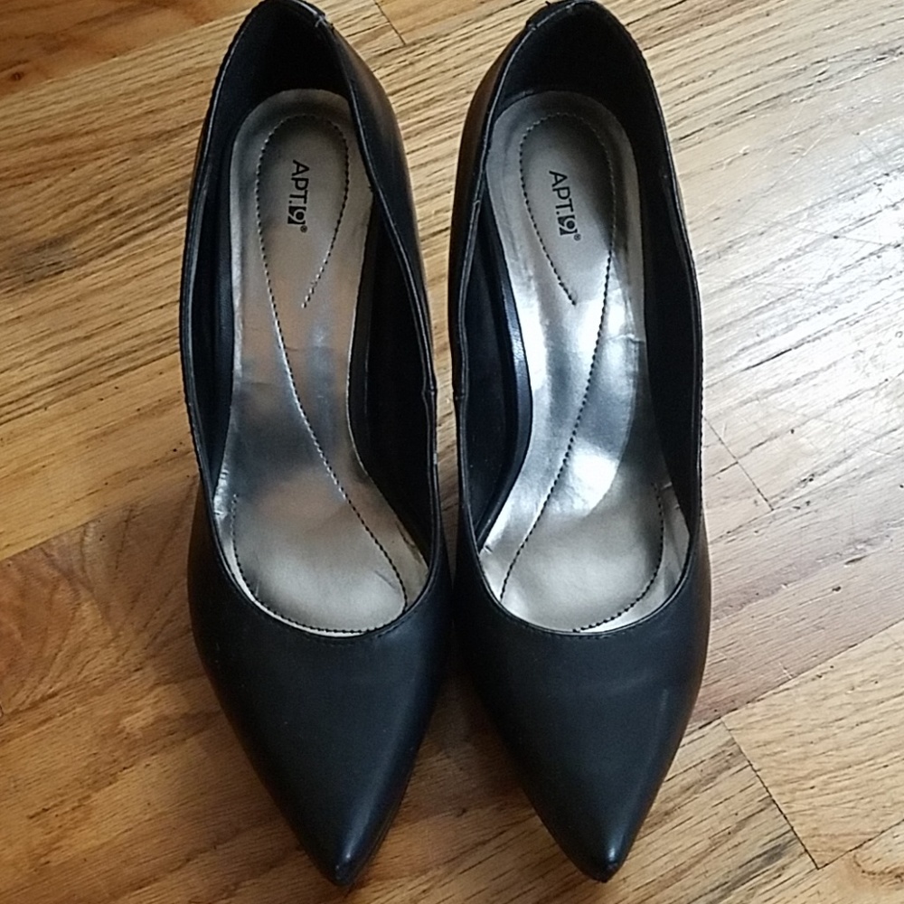 Black APT 9 Heels